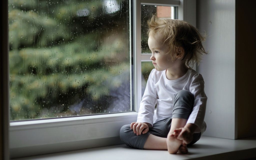 Seguridad en las ventanas para niños: Consejos e ideas - VENTANAS